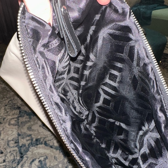 Trina Turk hobo shoulder bag leather - Picture 6 of 7